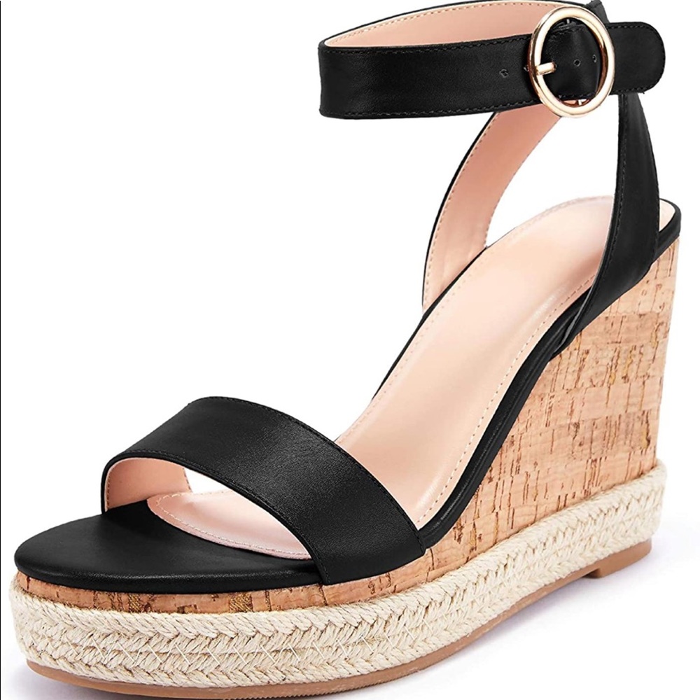 Black Wedges